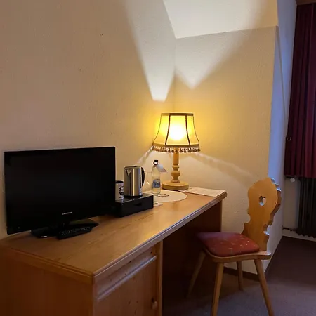 Zum Ochsen Hotell 3*