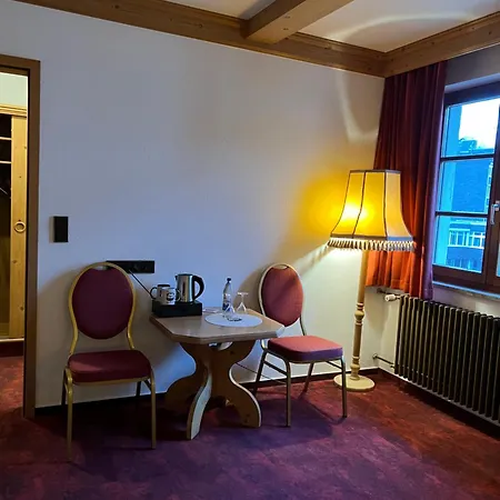 Zum Ochsen Hotell