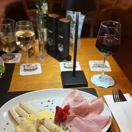 Zum Ochsen 3* Furtwangen