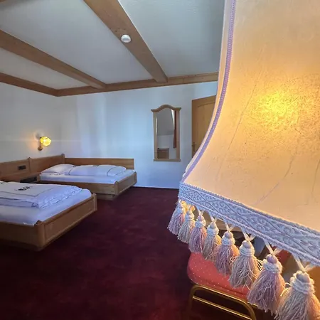 Zum Ochsen 3* Furtwangen