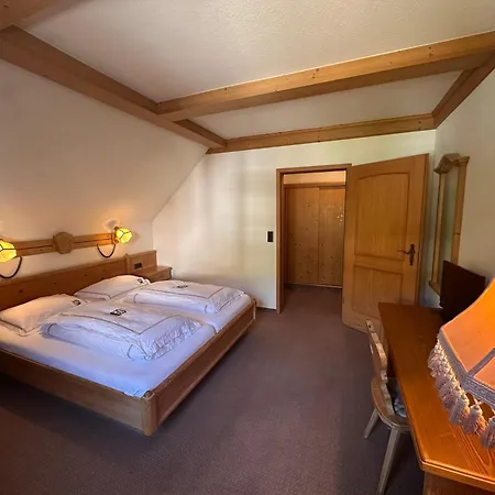 Hotell Zum Ochsen Furtwangen