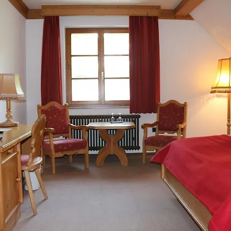 Zum Ochsen 3* Furtwangen